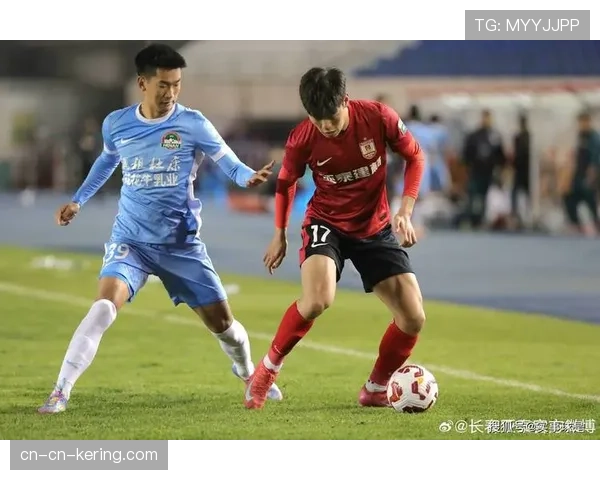 青岛西海岸0-3不敌上海申花，遭遇联赛三连败